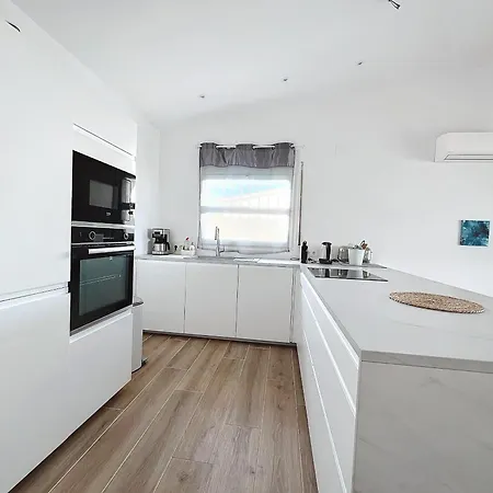 Osona 4 - Casa Con Piscina Privada, Отель Росас