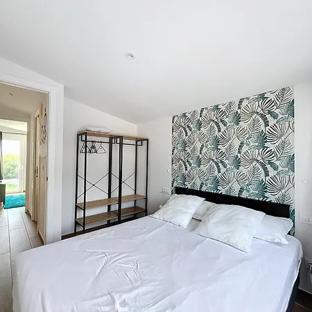 Osona 4 - Casa Con Piscina Privada, Отель