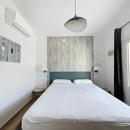 Отель Osona 4 - Casa Con Piscina Privada, Росас