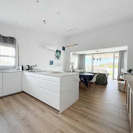 Osona 4 - Casa Con Piscina Privada, Отель