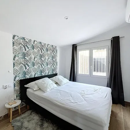 Osona 4 - Casa Con Piscina Privada, Отель *